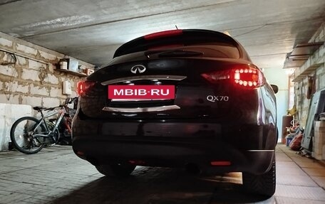 Infiniti FX II, 2012 год, 2 000 000 рублей, 3 фотография