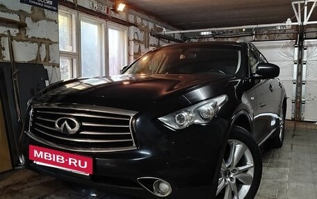 Infiniti FX II, 2012 год, 2 000 000 рублей, 9 фотография