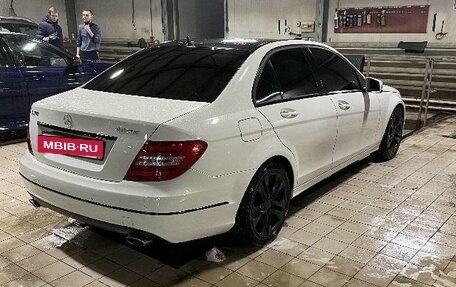 Mercedes-Benz C-Класс, 2011 год, 1 950 000 рублей, 3 фотография