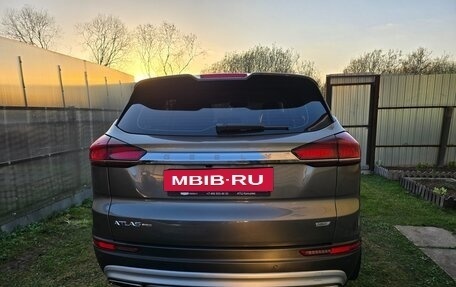 Geely Atlas, 2024 год, 2 450 000 рублей, 6 фотография