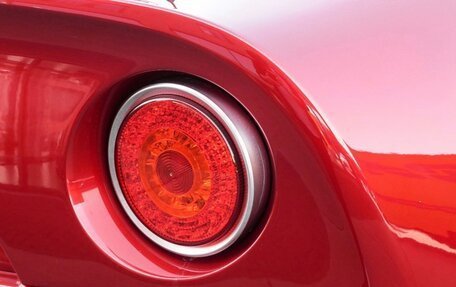 Alfa Romeo 8C Competizione, 2010 год, 30 500 000 рублей, 3 фотография