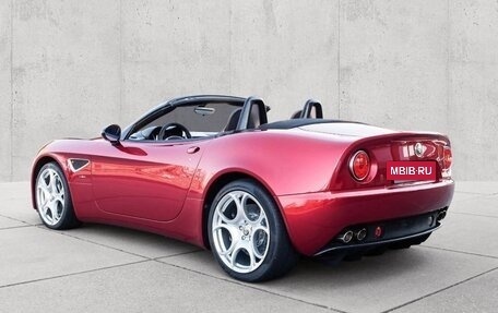 Alfa Romeo 8C Competizione, 2010 год, 30 500 000 рублей, 13 фотография