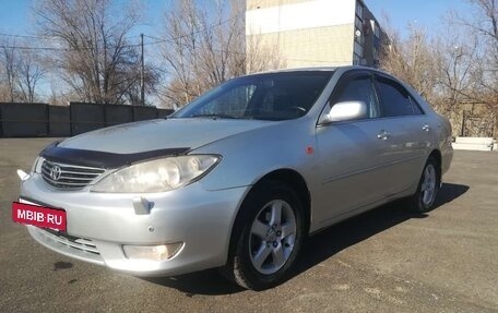 Toyota Camry V40, 2005 год, 670 000 рублей, 5 фотография