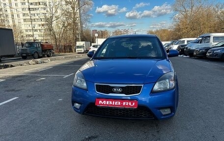 KIA Rio II, 2011 год, 740 000 рублей, 1 фотография