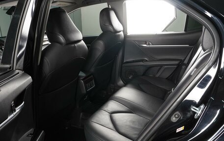 Toyota Camry, 2018 год, 3 099 000 рублей, 11 фотография