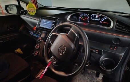 Toyota Sienta II, 2018 год, 1 290 000 рублей, 7 фотография