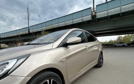 Hyundai Solaris II рестайлинг, 2011 год, 780 000 рублей, 15 фотография