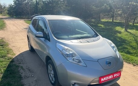 Nissan Leaf I, 2012 год, 565 000 рублей, 2 фотография