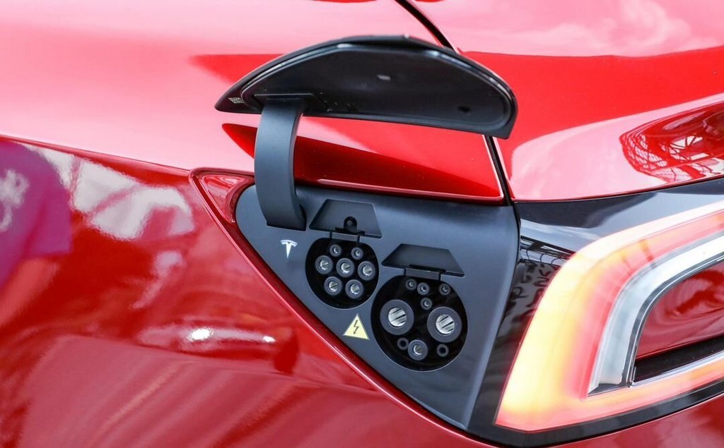 Tesla Model 3, 2025 год, 5 323 000 рублей, 15 фотография