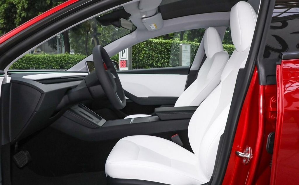 Tesla Model 3, 2025 год, 5 323 000 рублей, 22 фотография