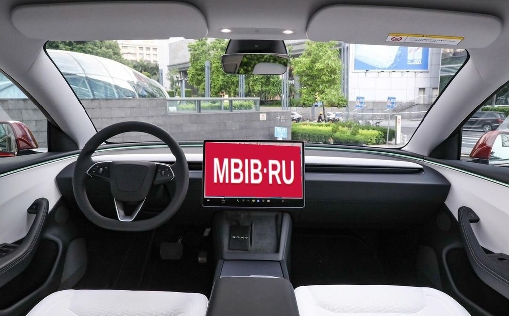 Tesla Model 3, 2025 год, 5 323 000 рублей, 25 фотография