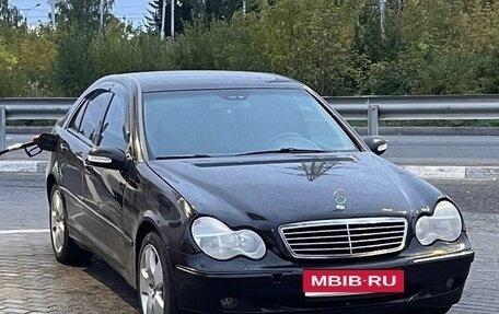 Mercedes-Benz C-Класс, 2001 год, 430 000 рублей, 1 фотография