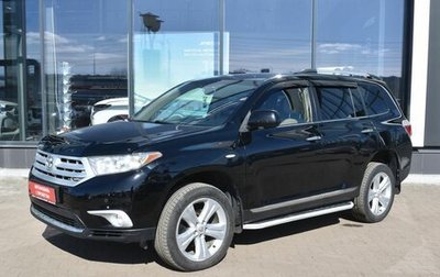 Toyota Highlander III, 2013 год, 1 857 000 рублей, 1 фотография