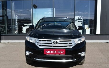 Toyota Highlander III, 2013 год, 1 857 000 рублей, 2 фотография