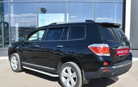 Toyota Highlander III, 2013 год, 1 857 000 рублей, 7 фотография