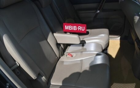 Toyota Highlander III, 2013 год, 1 857 000 рублей, 11 фотография