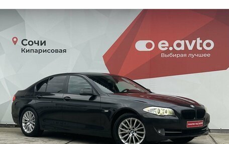 BMW 5 серия, 2011 год, 1 590 000 рублей, 3 фотография