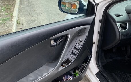 Hyundai Elantra V, 2013 год, 1 150 000 рублей, 6 фотография