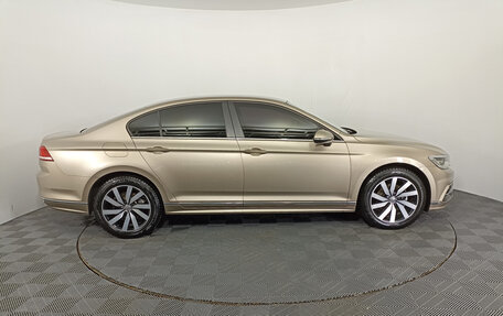 Volkswagen Passat B8 рестайлинг, 2016 год, 1 649 000 рублей, 5 фотография