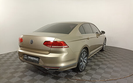Volkswagen Passat B8 рестайлинг, 2016 год, 1 649 000 рублей, 6 фотография