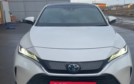 Toyota Harrier, 2020 год, 3 980 000 рублей, 2 фотография