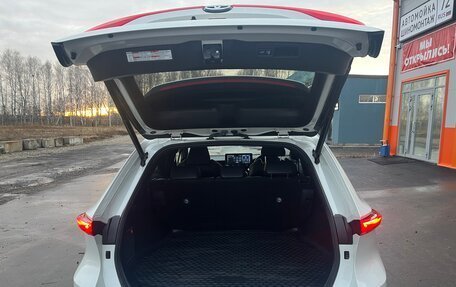 Toyota Harrier, 2020 год, 3 980 000 рублей, 20 фотография
