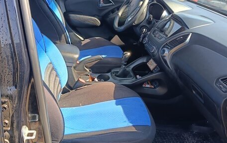 Hyundai ix35 I рестайлинг, 2014 год, 1 200 000 рублей, 10 фотография