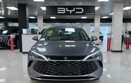 BYD Qin, 2024 год, 3 300 000 рублей, 2 фотография
