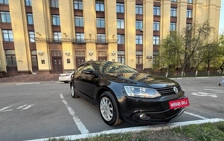 Volkswagen Jetta VI, 2011 год, 1 050 000 рублей, 5 фотография