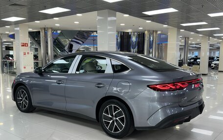 BYD Qin, 2024 год, 3 300 000 рублей, 6 фотография