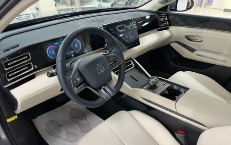 BYD Qin, 2024 год, 3 300 000 рублей, 7 фотография