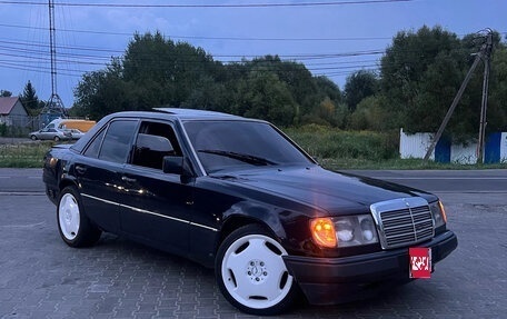 Mercedes-Benz E-Класс, 1992 год, 195 000 рублей, 1 фотография