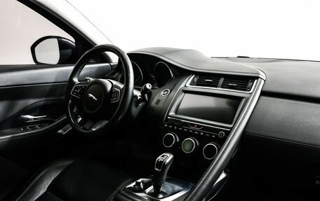 Jaguar E-Pace, 2018 год, 2 750 000 рублей, 9 фотография