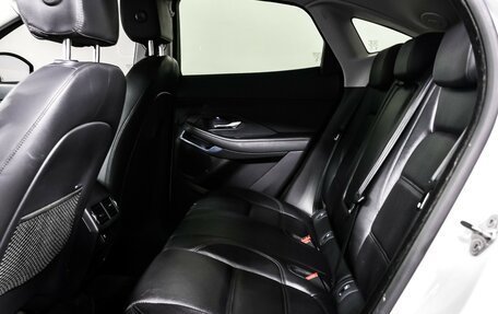 Jaguar E-Pace, 2018 год, 2 750 000 рублей, 13 фотография
