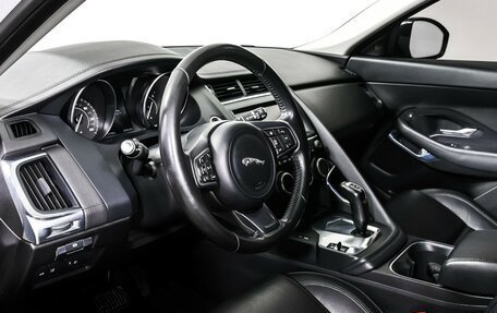 Jaguar E-Pace, 2018 год, 2 750 000 рублей, 12 фотография