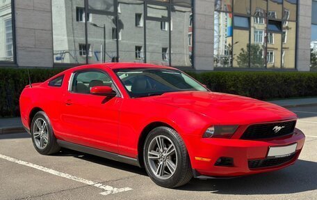 Ford Mustang VI рестайлинг, 2009 год, 2 300 000 рублей, 2 фотография