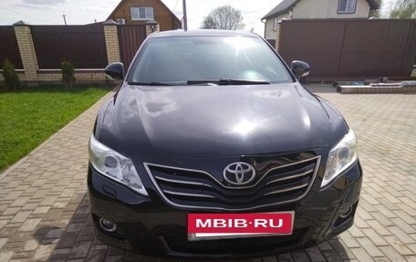 Toyota Camry, 2011 год, 1 500 000 рублей, 4 фотография