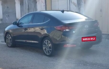 Hyundai Elantra VI рестайлинг, 2019 год, 2 050 000 рублей, 6 фотография