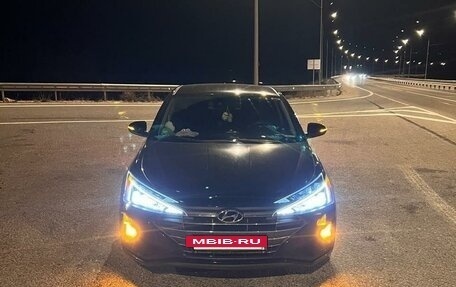 Hyundai Elantra VI рестайлинг, 2019 год, 2 050 000 рублей, 9 фотография