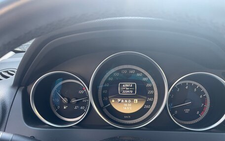 Mercedes-Benz C-Класс, 2011 год, 1 370 000 рублей, 13 фотография