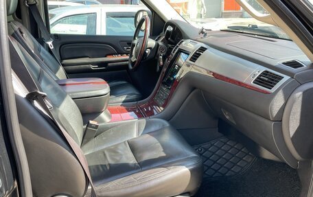 Cadillac Escalade III, 2008 год, 1 800 000 рублей, 16 фотография