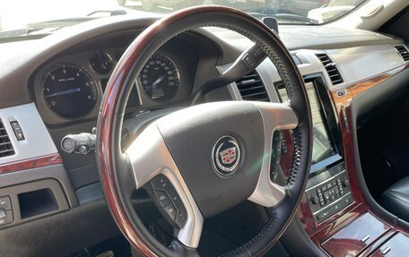 Cadillac Escalade III, 2008 год, 1 800 000 рублей, 20 фотография