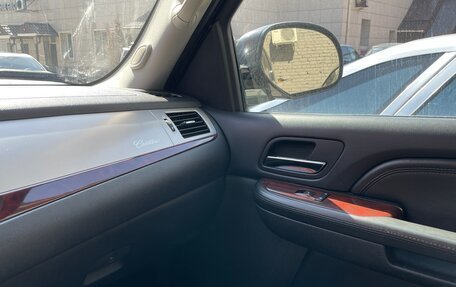Cadillac Escalade III, 2008 год, 1 800 000 рублей, 24 фотография