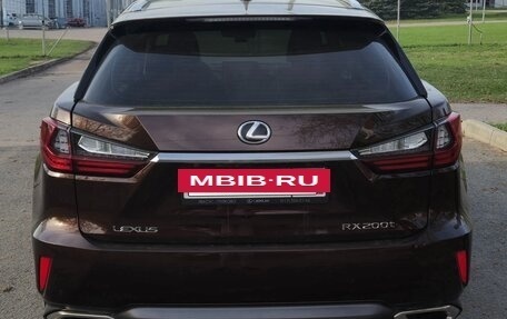 Lexus RX IV рестайлинг, 2017 год, 3 800 000 рублей, 4 фотография