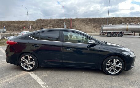 Hyundai Elantra VI рестайлинг, 2016 год, 1 290 000 рублей, 9 фотография