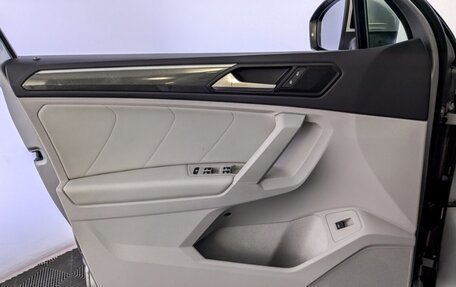 Volkswagen Tiguan II, 2020 год, 3 700 000 рублей, 17 фотография