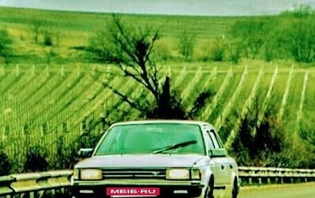 Nissan Bluebird VIII, 1984 год, 180 000 рублей, 4 фотография