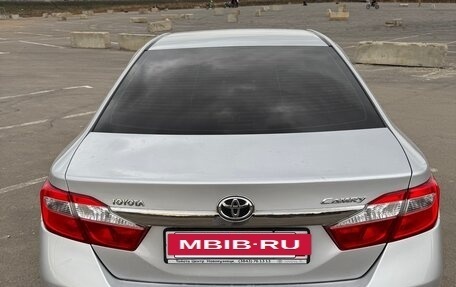 Toyota Camry, 2013 год, 1 990 000 рублей, 11 фотография