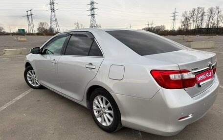 Toyota Camry, 2013 год, 1 990 000 рублей, 8 фотография