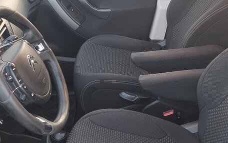 Citroen C4 Picasso II рестайлинг, 2010 год, 750 000 рублей, 7 фотография